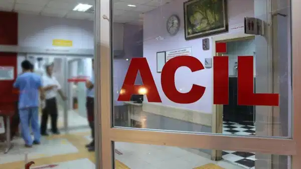 Ambulans ile otomobil çarpıştı: 3’ü sağlık çalışanı 5 yaralı
