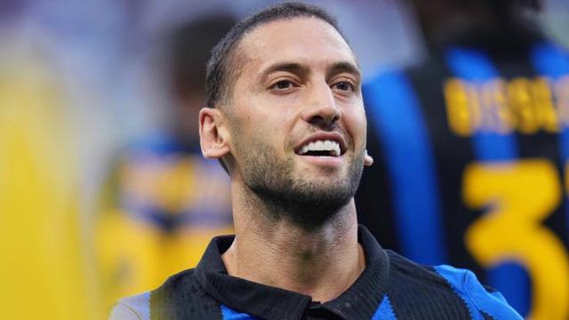 Hakan Çalhanoğlu'nun Türkiye'ye Dönüşü Yaklaşıyor: Transfer Detayları Gün sayıyor