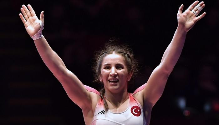 5-0 öndeyken pinfall'a yenildi!  Milli güreşçi Zeynep Yetgil maalesef elendiDiğer sporlar