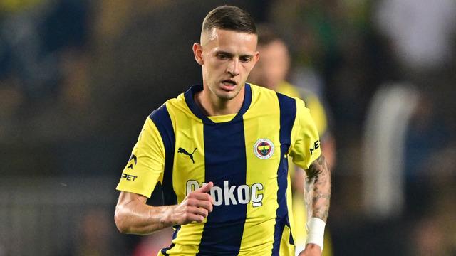 fenerbahçe-tartışılmaz-10-sayı-sebastian-szymanski-t076