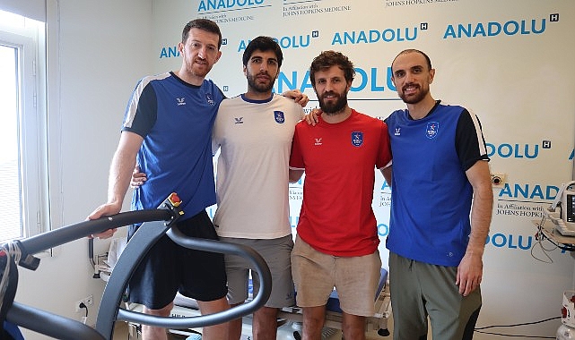 4 Anadolu Efes oyuncusu kontrolü geçti – SPORT