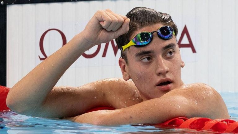 Milli yüzücü Kuzey Tunçelli yüzmede finale kalan ilk Türk atlet oldu!