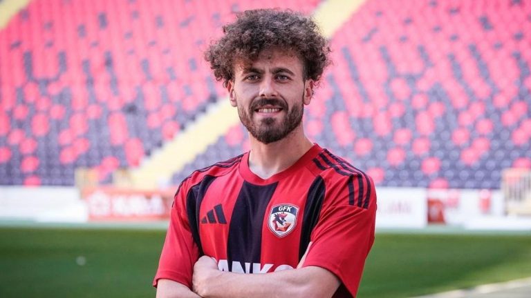 Ogün Özçiçek bonservis bedeliyle Gaziantep FK'da.