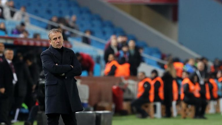 Abdullah Avcı: Trabzonspor zirveye oynayacak, yarışta olacak