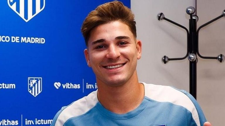 Atletico Madrid, Julian Alvarez'in transferini duyurdu