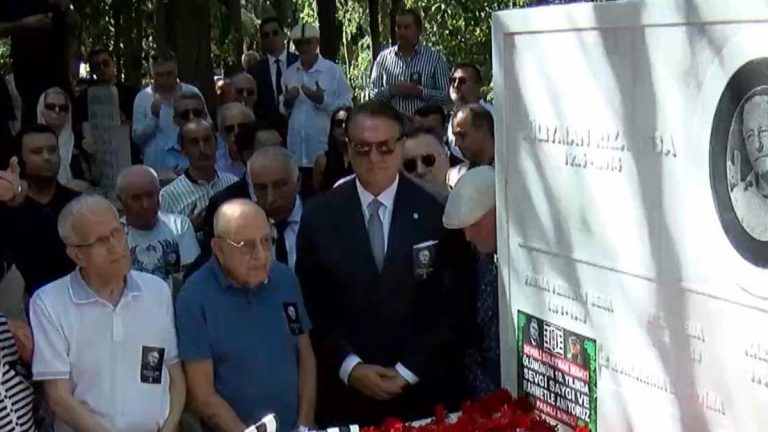 Beşiktaş'ın efsane başkanı Süleyman Seba anısına anma töreni düzenlendi