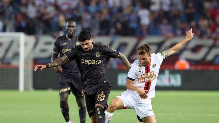 Rapid Vienna – Trabzonspor maçının canlı anlatımı