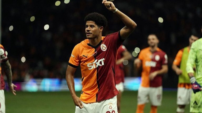 Gabriel Sara en iyi 11 arasında seçildi