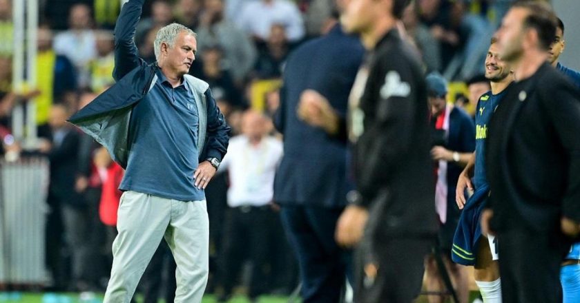 Galatasaray’dan Jose Mourinho’ya transfer! Birisi ağlıyor