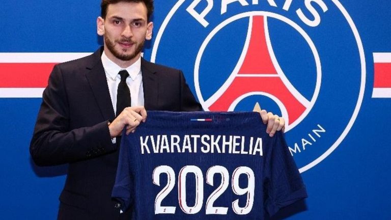 Son dakika spor haberleri | PSG, Khvicha Kvaratskhelia’nın transferini tamamladı