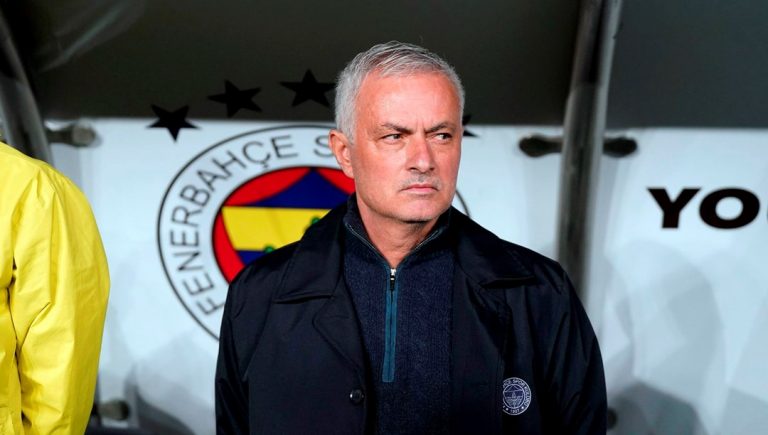 Mourinho’dan Samsunspor Maçında 5 Değişiklik – Son Dakika Spor Haberleri