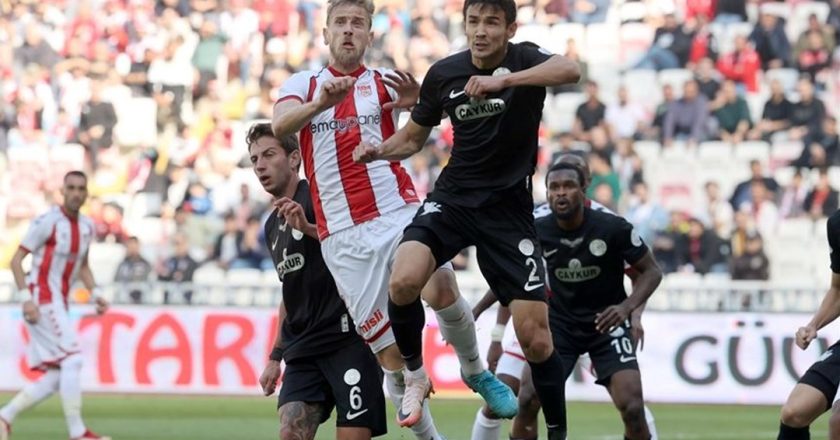 Sivasspor’da Koita ve Kaleci Nikolic Fenerbahce maçı – Son Dakika Spor Haberleri