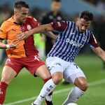 Milli futbolcu Yunus Akgün ameliyat oldu – Son Dakika Spor Haberleri