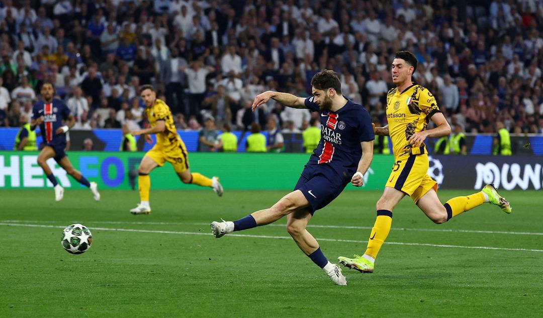 2025-05-31T205602Z_1503672578_up1el5v1l5k4Y_RTRMADP_3_Soccer-Campions-psg-torport