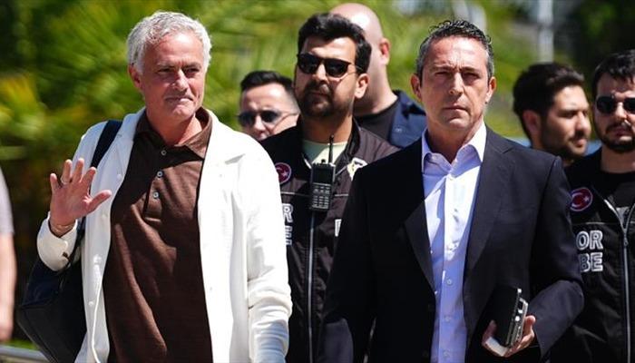 Fenerbahçe’de sil baştan kadro kuruluyor! Tam 12 oyuncu ile yollar ayrılıyor…
