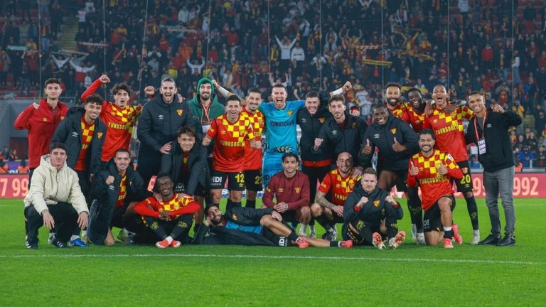 Göztepe’de imzalar üst üste atılacak