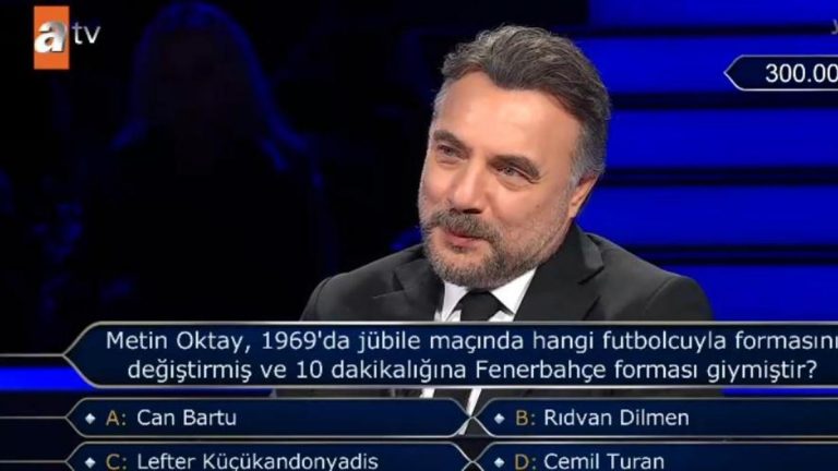 Metin Oktay’ın jübile maçı! Hangi futbolcuyla forma değiştirdi: Can Bartu, Lefter, Rıdvan Dilmen, Cemil Turan!