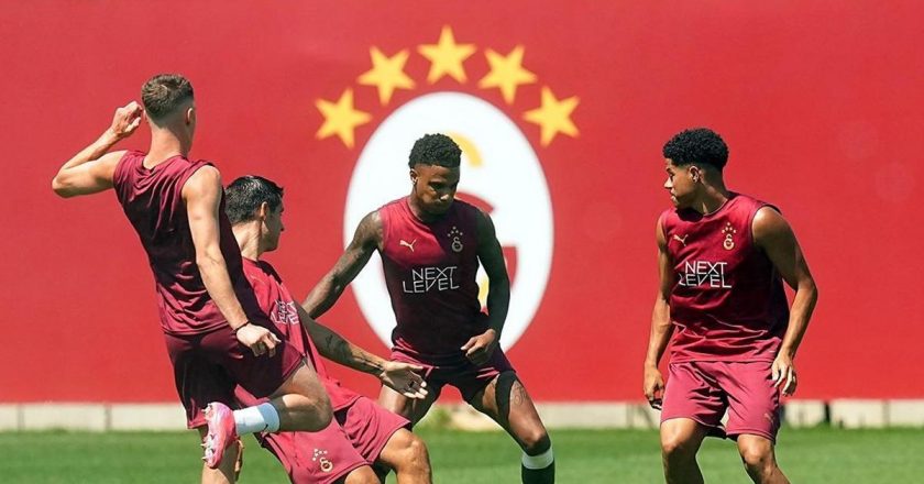 Son Dakika Spor Haberi | Galatasaray, kamp kadrosunu açıkladı