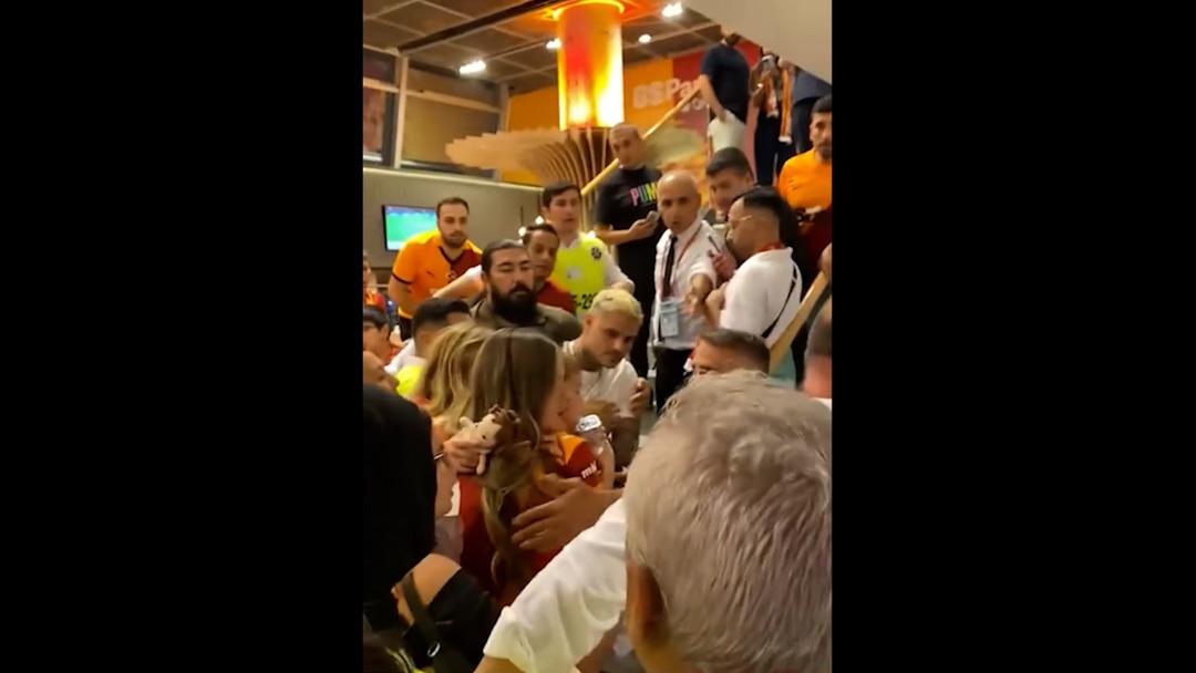 Sosyal medya bu videodan bahsediyor! Icardi hayranlara başladı 2
