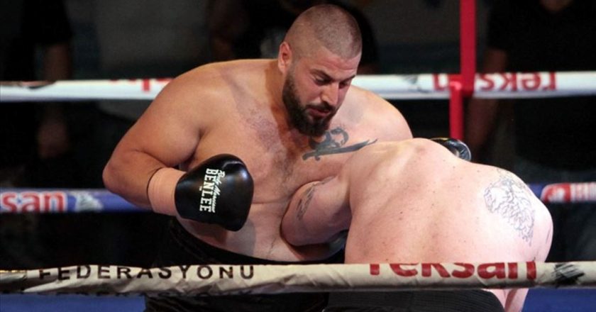 Türk boksör unvanını korudu: Makedonyalı rakibini nakavt etti – Son Dakika Spor Haberleri