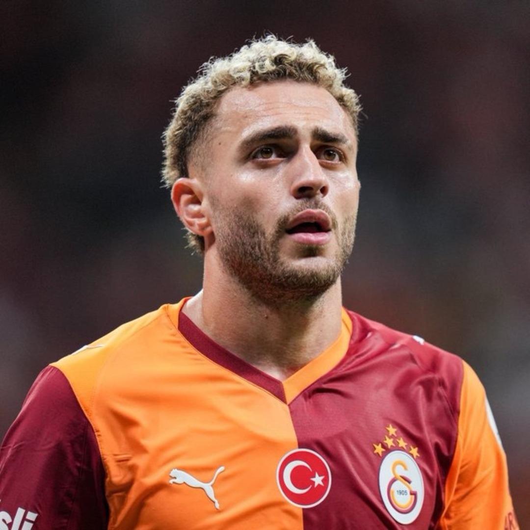 Galatasaray'ın yıldız adı Baraş Alper Yulmaz sosyal medyada paylaştı! Galatasaray topluluğundan özür diledi ... 2