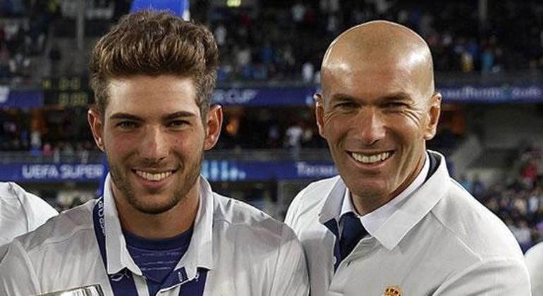 Zidane'nin oğlu Luca Zidane, Cezayir için üniforma giyecek