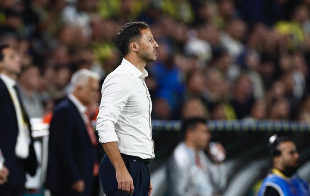 Fenerbahce ayrıca maçın sonunda ayrılmayı resmen duyurdu! 