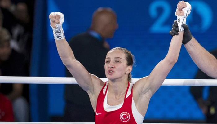 Dünya Boks Şampiyonası’nda Büşra Işıldar finale kaldı!