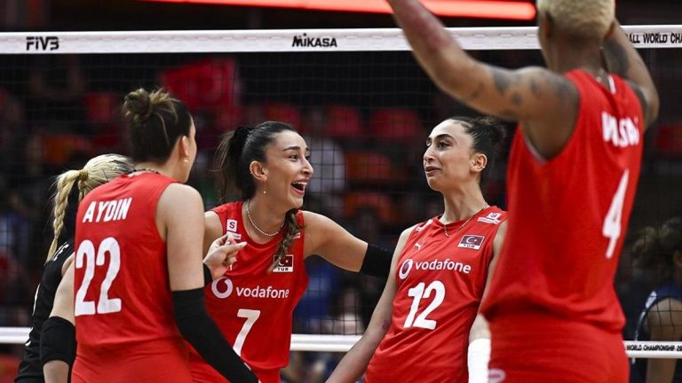 Son Dakika Spor Haberi | Filenin Sultanları, Dünya Şampiyonası’nda yarı finalde