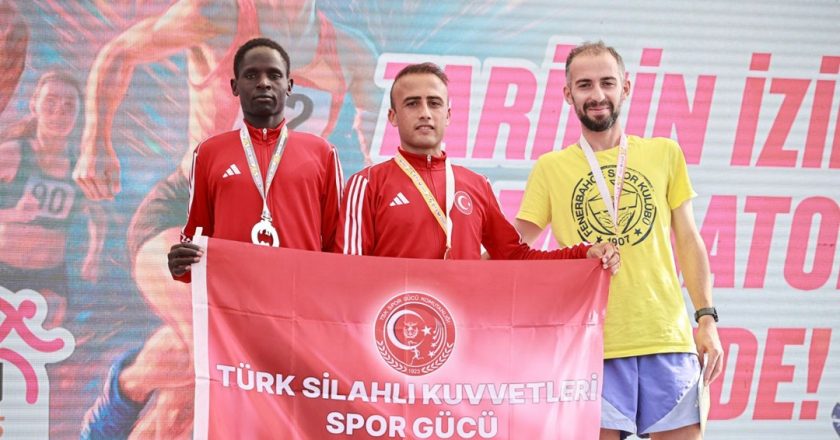 17. Uluslararası Tarsus Yarı Maratonu’na Türk sporcular damga vurdu