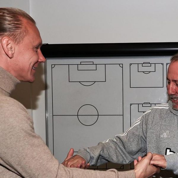 Beşiktaş’ın eski stoperi Domagoj Vida, siyah-beyazlıları ziyaret etti