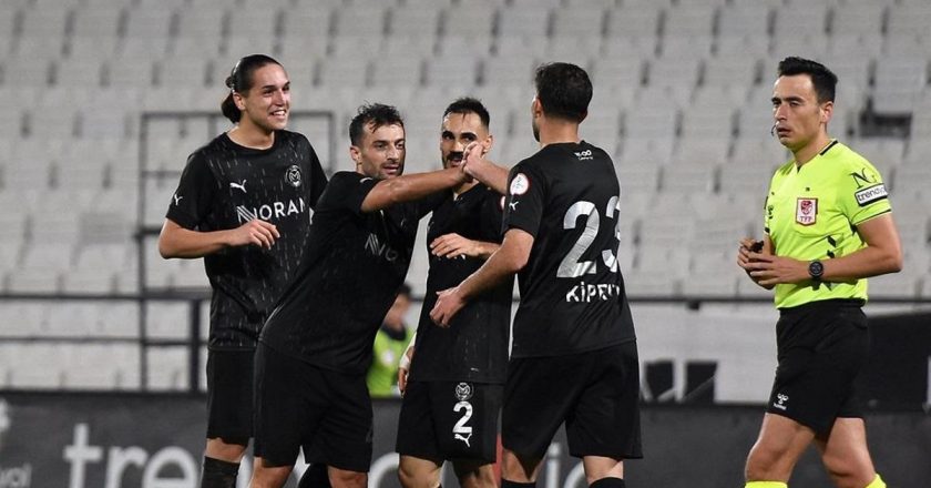 Son Dakika Spor Haberi | Manisa FK, Adana Demirsporu rahat geçti