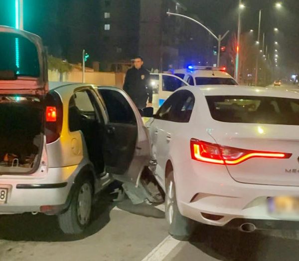 Alkollü sürücü, emniyet müdürü yardımcısının aracına çarptı!