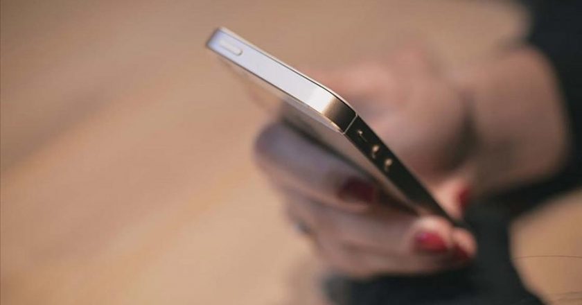 Yurt dışı telefon getirmenin bedeli 57 bin liraya yükseldi! 2026 IMEI kayıt ücreti ne kadar?